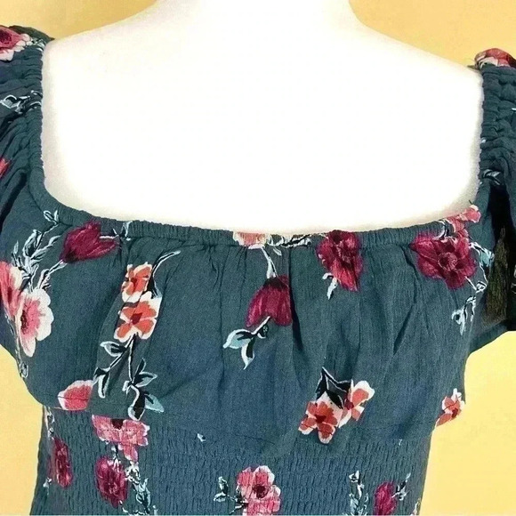 NWT B.O.G. Collective Evergreen Sleeveless Rouge Off Shoulder Peasant Top SizeXL - Picture 5 of 13